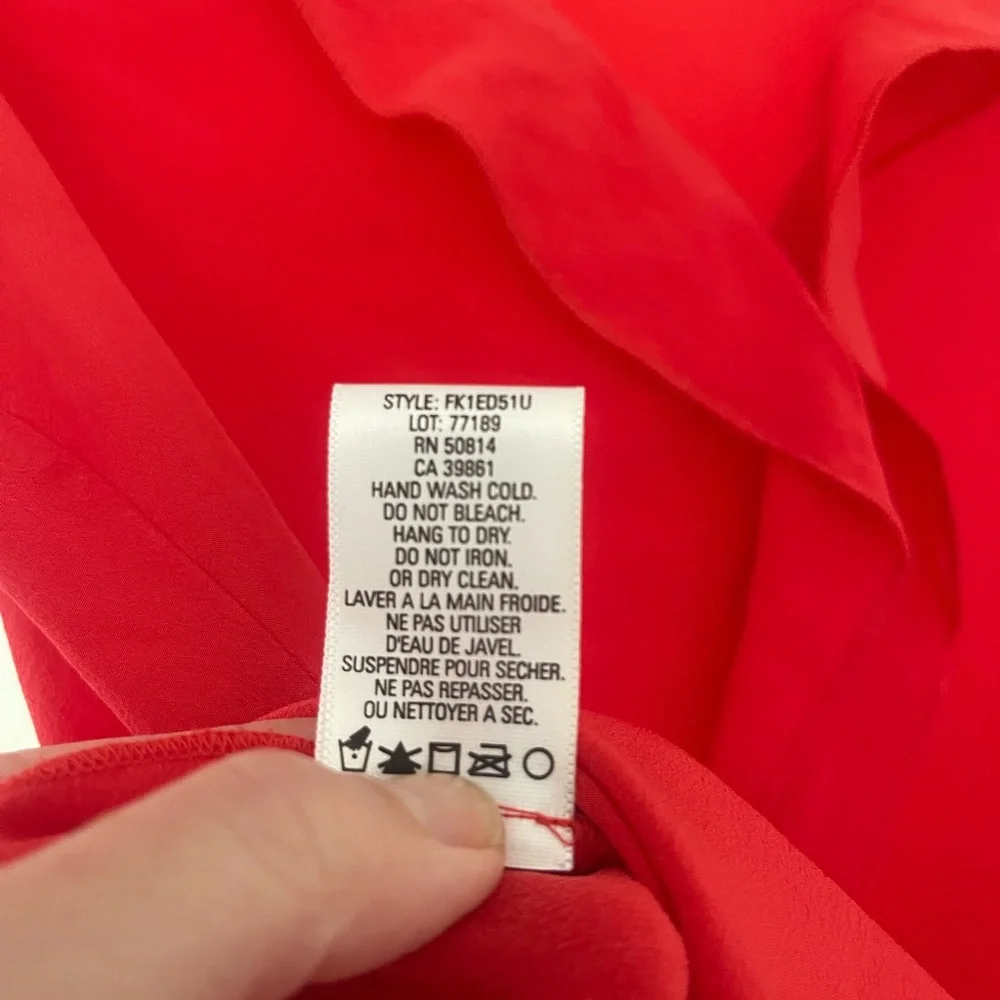 Women’s red silk blouse - Picture 4 of 6